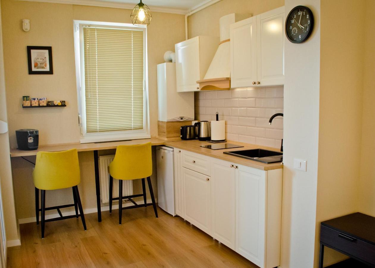 Ferienwohnung Amber Studio Oradea Exterior foto